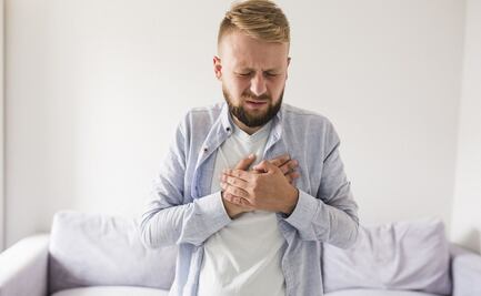 Si tienes acidez debes evitar estos 5 medicamentos, según un experto