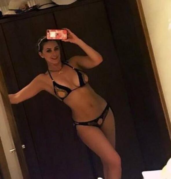 Aracely Arámbula inicia la semana en bikini