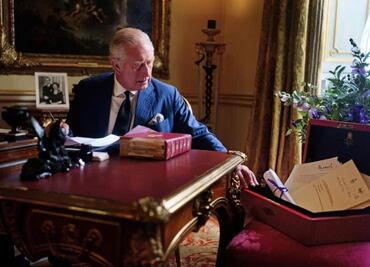 Rey Carlos III tendrá su audiencia semanal con el primer ministro Rishi Sunak, vía telefónica