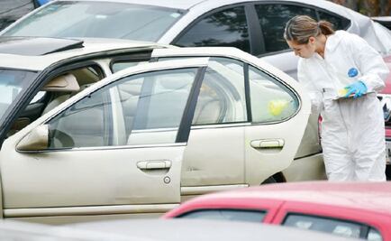 Se llevan auto al corralón con un cadáver adentro en Iztacalco