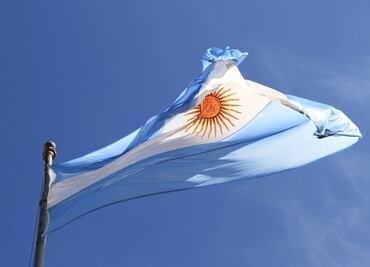 Pobreza en Argentina baja y se sitúa en 31.6% en primer semestre del 2025