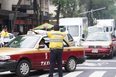 Mancera: Transporte público no volverá al Zócalo