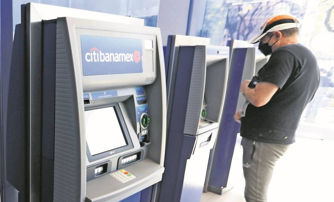 Los bancos tienen un escenario positivo con tasas elevadas, pues se encarece el crédito, opinan especialistas. Foto: Archivo/EL UNIVERSAL.