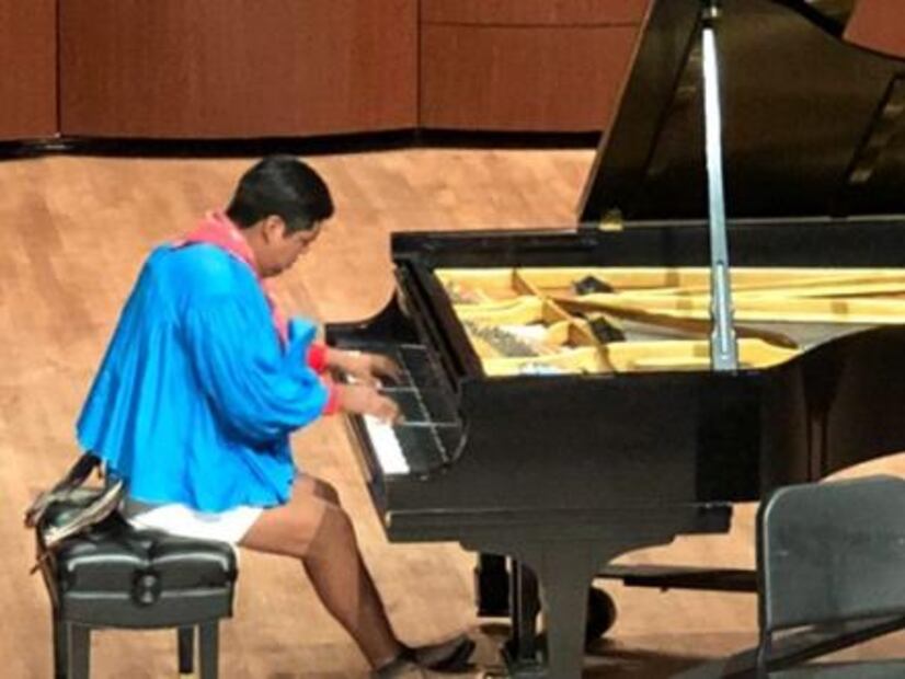 Romeyno Gutiérrez, primer pianista rarámuri, se presenta en el MUNAL