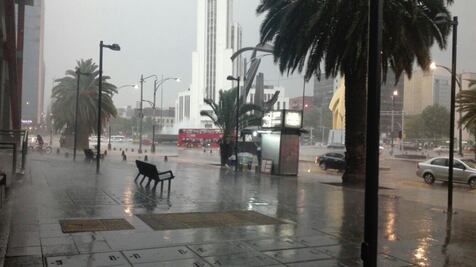 Activan alerta amarilla por granizo en 11 delegaciones