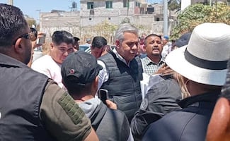 Fernando Vilchis, diputado federal del PT, impide clausura de tiradero clandestino en Ecatepec; se opuso a que vehículos fueran confiscados