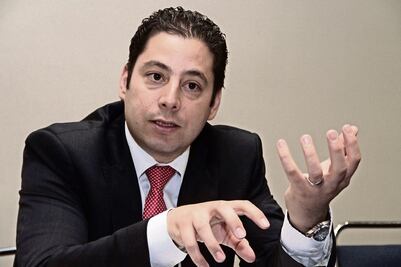 Se trabajan nuevas reglas para importar autos usados: SAT