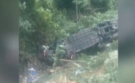 Accidente de autobús con migrantes en Colombia deja 10 muertos