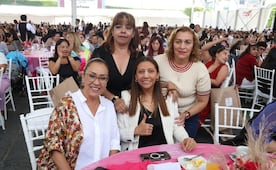 Alcaldesa de Venustiano Carranza celebra a mamás trabajadoras de la demarcación; reconocen su esfuerzo, dedicación y compromiso