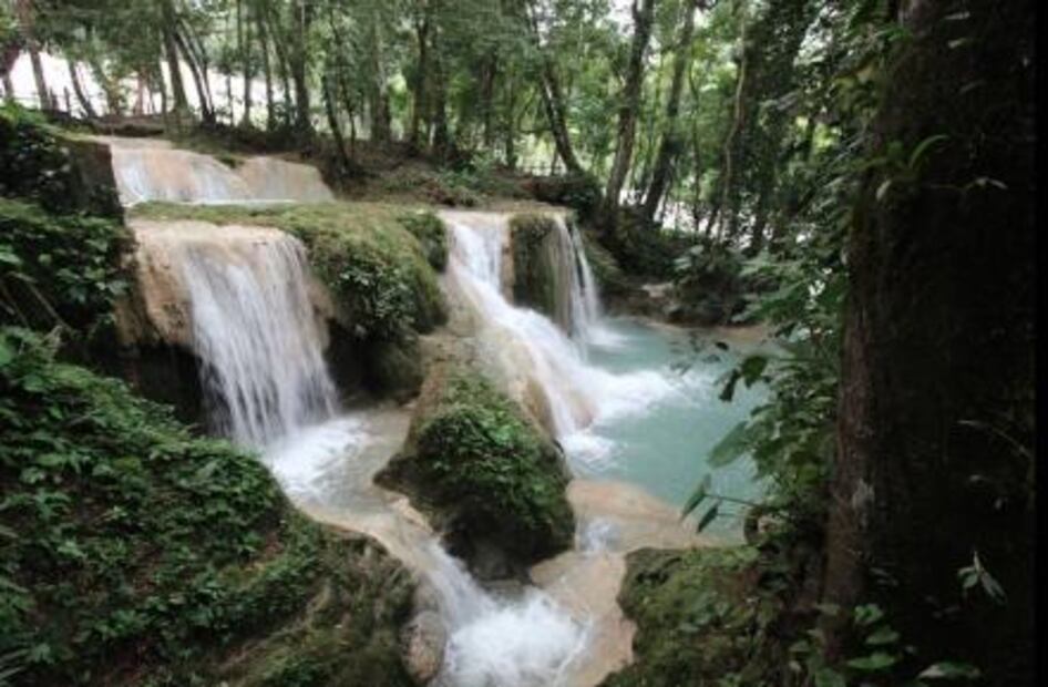 Redireccionan afluente de Agua Azul con parche