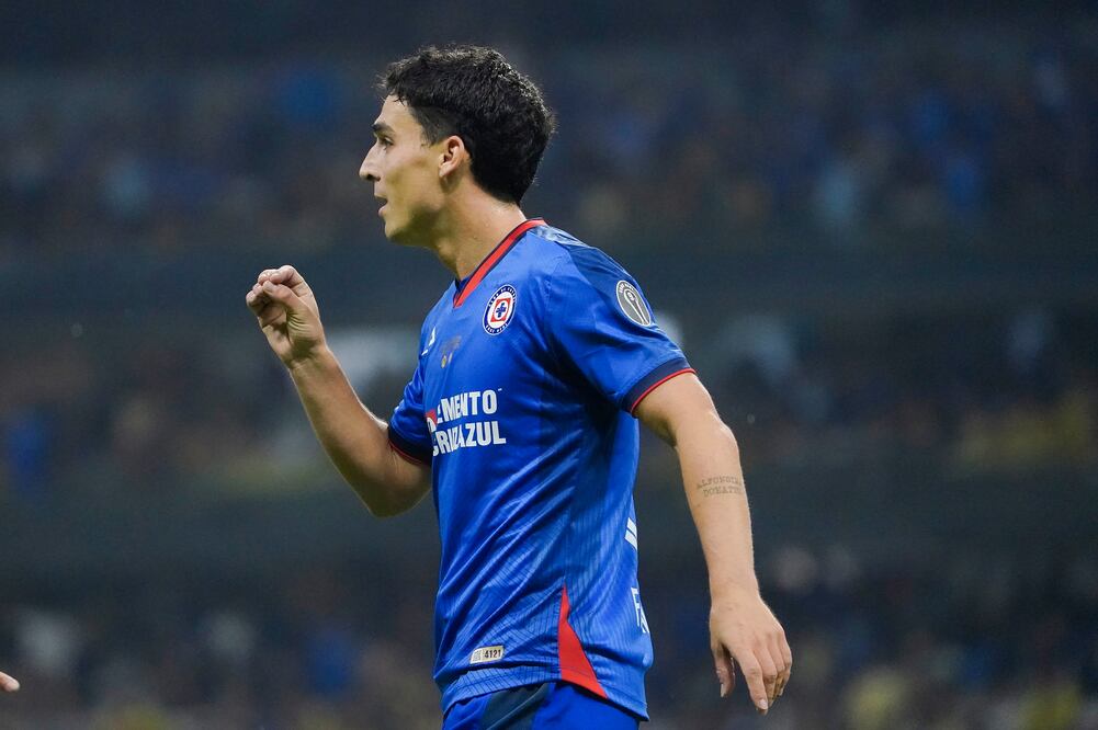 Lorenzo Faravelli con Cruz Azul - Foto: Imago7
