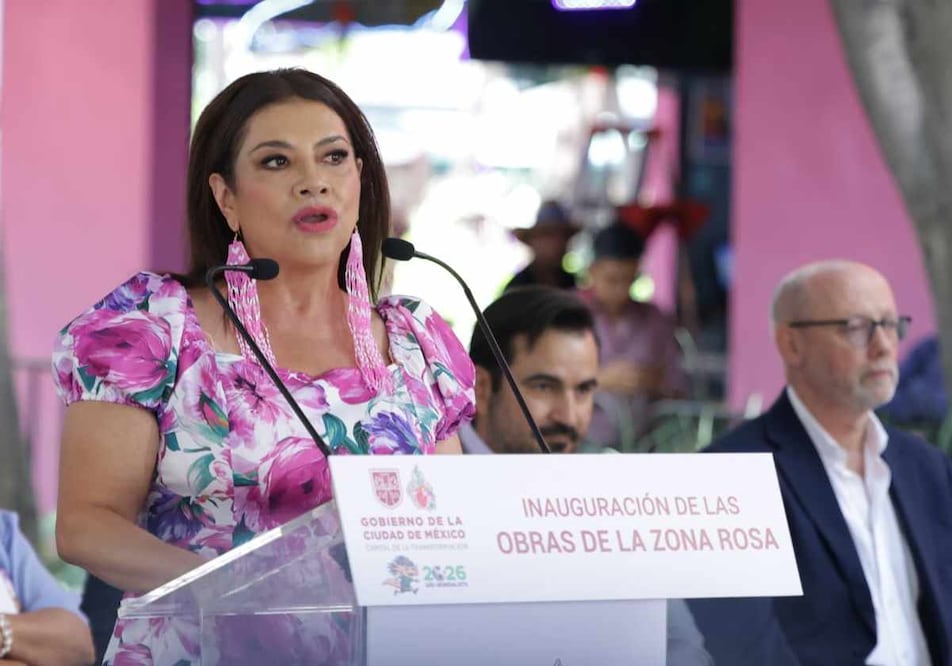 Desde el Antiguo Palacio del Ayuntamiento, la mandataria capitalina informó que la policía turística utilizara brazaletes con la bandera de arcoíris durante las actividades que se lleven a cabo durante la Copa del Mundo. Foto: Fernanda Rojas / EL UNIVERSAL