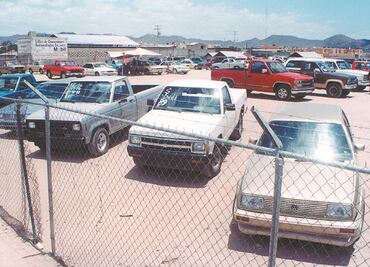 Concesionarios rechazan legalizar más autos usados