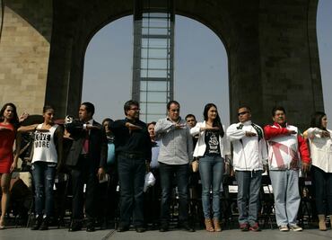 Alistan desfile en el Monumento a la Revolución