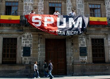 Profesores de la Universidad Michoacana emplazan a huelga