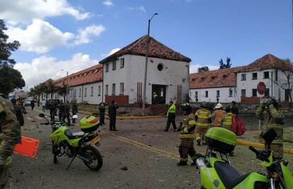 Al menos ocho muertos por atentado con coche bomba en cuartel policial de Bogotá