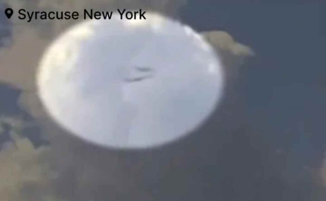 En la grabación se ve a los dos aviones en el aire acercarse peligrosamente, cerca del aeropuerto Syracuse Hancock justo antes del mediodía, informó ABC News. Foto: Captura de pantalla