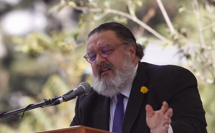 Despiden al escritor Jorge F. Hernández como agregado cultural en España por "comportamientos poco dignos"