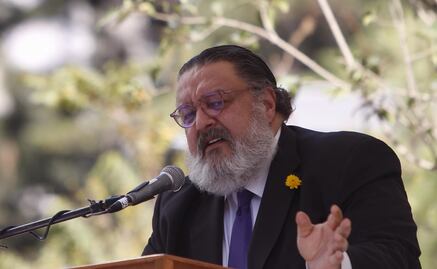 Despiden al escritor Jorge F. Hernández como agregado cultural en España por "comportamientos poco dignos"