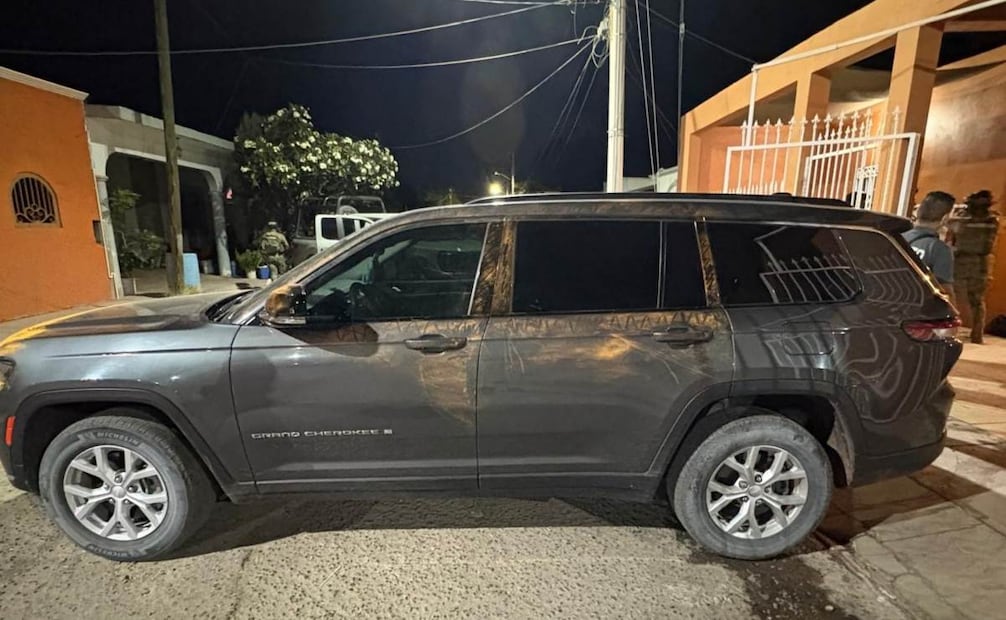 Aseguran 10 armas de fuego, droga y equipo táctico tras cateo de domicilio en Guaymas (25/05/2025). Foto: Especial