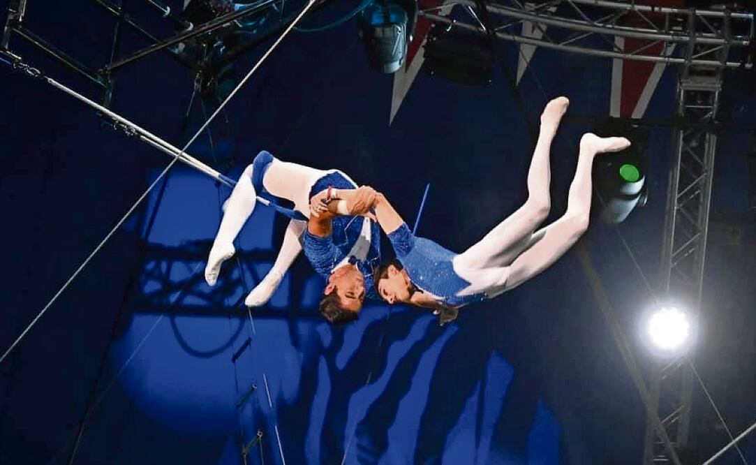 Los adolescentes mexicanos ganaron el primer lugar en Girona; ellos son la quinta generación de su familia dedicada a las artes circenses. Foto: Circo Caballero