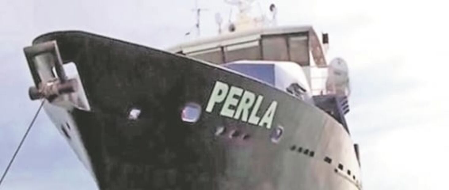 Saquean piratas seis plataformas de Pemex