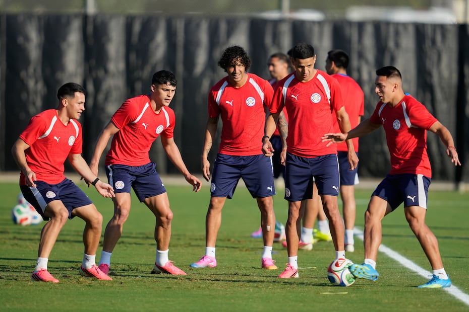 Selección de Turquía en entrenamiento, durante la Copa del Mundo de 2026 - Foto: AP