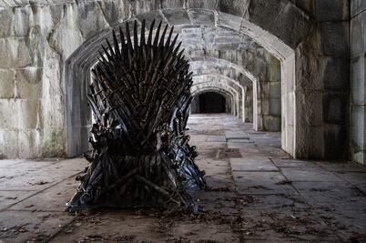 ¿La Edad Media fue tal y como la pintan en “Games of Thrones”? La historia del arte lo revela