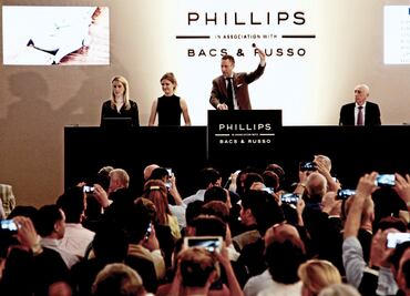 Conoce al 'Rey Midas' de las subastas de relojes