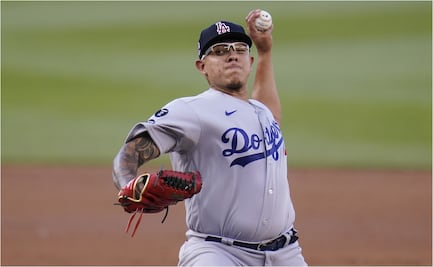 Julio Urías finalmente alcanza el triunfo 10