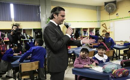 Nuño rechaza presunta venta de libros de texto en 2016