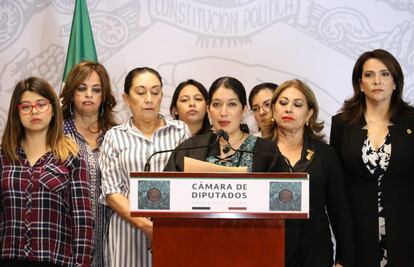 Diputadas de Morena piden destitución de superdelegado en SLP