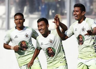 Club peruano de futbol quiere colocar a 'Jack Sparrow' en su camiseta