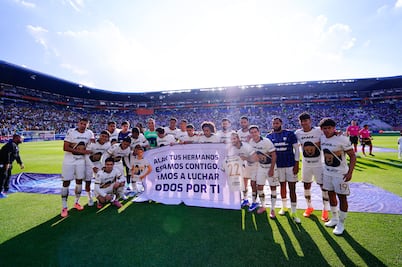 Pumas sale con manta de apoyo para Alan Medina: “Tus hermanos vamos a luchar por ti”