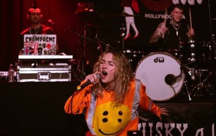 "Mis papás no me quisieron comprar una guitarra", así nació el amor por la música de Luisa Vox