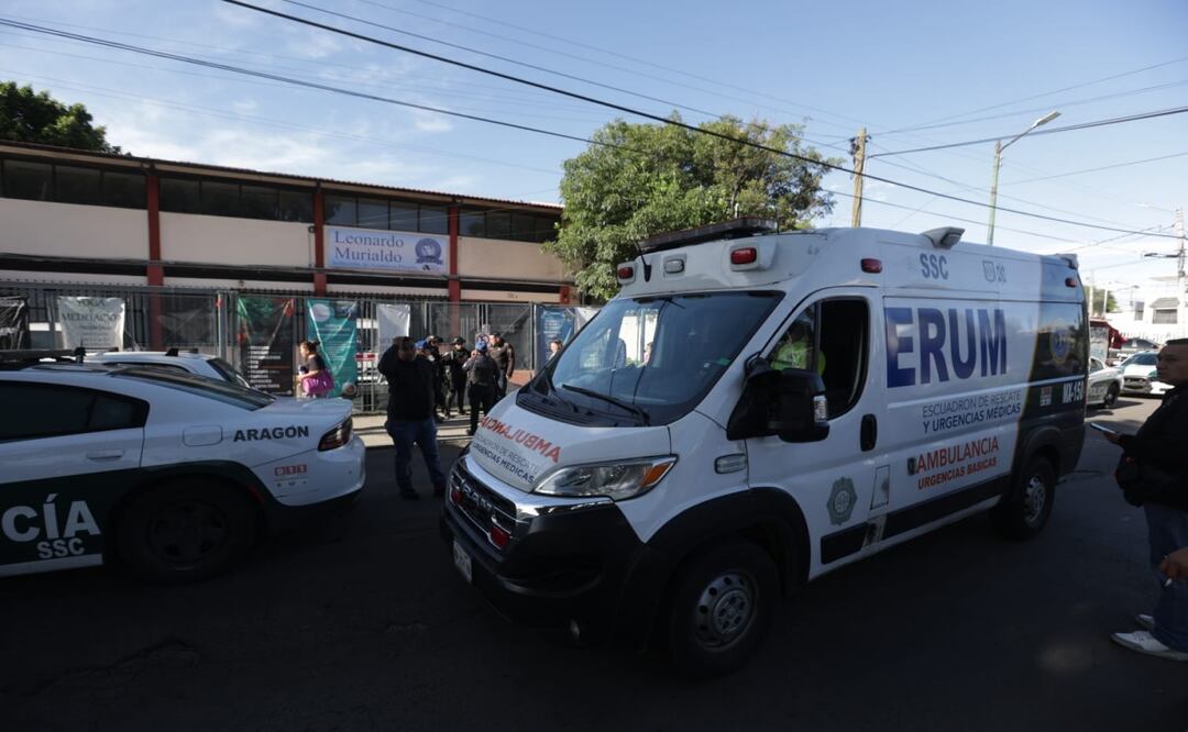 Hombre amenaza a otro con arma de fuego por una disputa relacionada con un gimnasio; hay movilización policial en San Juan de Aragón. Foto: Francisco Rodríguez