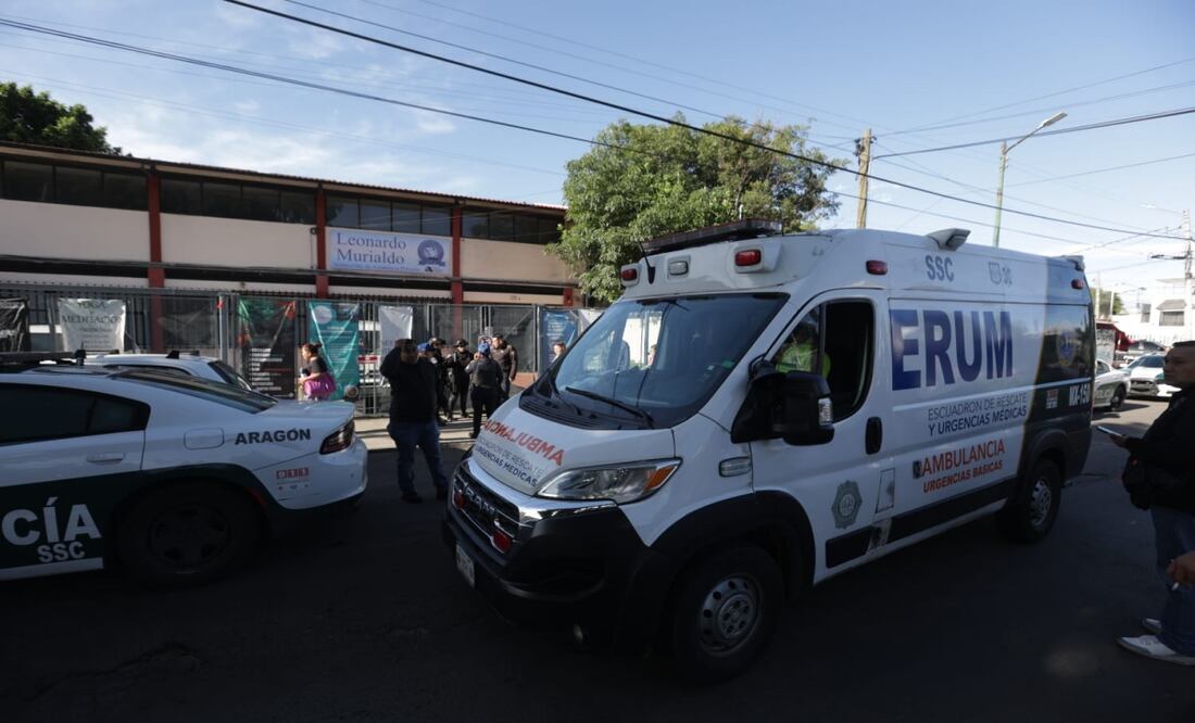 Hombre amenaza a otro con arma de fuego por una disputa relacionada con un gimnasio; hay movilización policial en San Juan de Aragón. Foto: Francisco Rodríguez