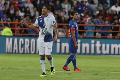 Pachuca golea al Cruz Azul en el Hidalgo