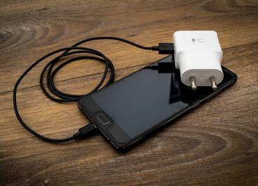 Carga flash llegará a más celulares, autos y otros dispositivos