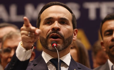 Abelardo de la Espirella oficializa fin de las conversaciones de paz con grupo armados; revoca nombramientos de representantes y delegados