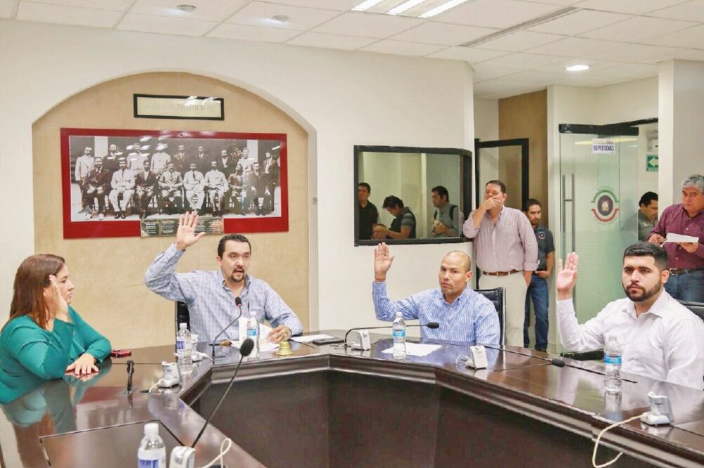 Legisladores estatales pretenden modificar la Constitución Política del E stado de Sonora para dar figura al veto constitucional. (ESPECIAL)