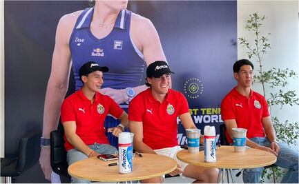 Chivas organiza firma de autógrafos previo al Clásico Nacional; jugadores rojiblancos acuden al Guadalajara Open