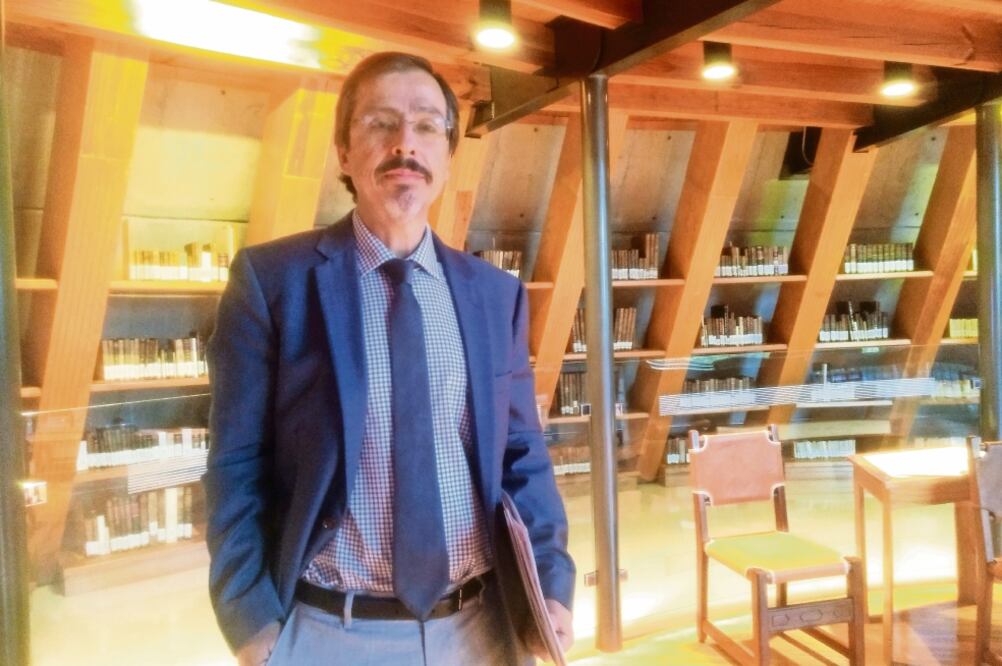 Pablo Mora, director de la BNM, dijo que en la CDMX se está comenzando a crear una red de bibliotecas del Centro Histórico. (EL UNIVERSAL)