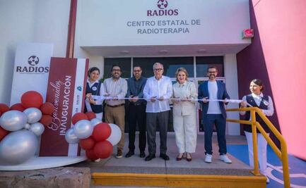 Sinaloa estrena unidad de radioterapia con equipo de última generación; Rocha Moya anuncia más obras en salud