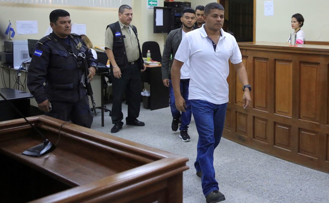 Cáceres, maestra de 43 años, fue asesinada a tiros la noche del 2 de marzo de 2016 en un crimen en el que participaron empleados, sicarios y miembros del Ejército. Foto: EFE 