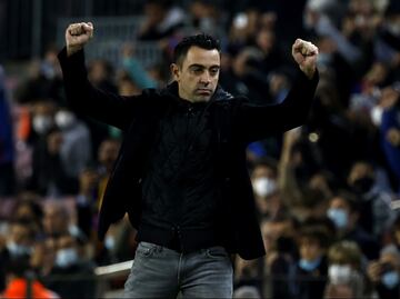 Xavi debuta como entrenador del Barcelona con triunfo sobre el Espanyol