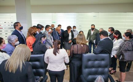 Diputados de Tamaulipas oran por compañera que sufrió derrame cerebral en sesión