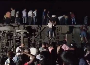 Choque entre dos trenes en el este de India deja al menos 300 heridos