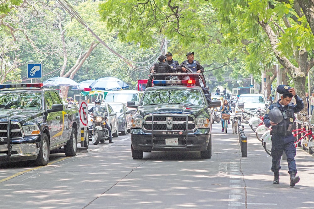 La Policía capitalina reforzó con más de 120 elementos la vigilancia en la colonia Condesa para mantener a la baja los índices delictivos
