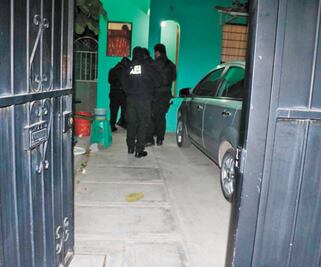 Catean casas de exdiputado por ataque a saxofonista